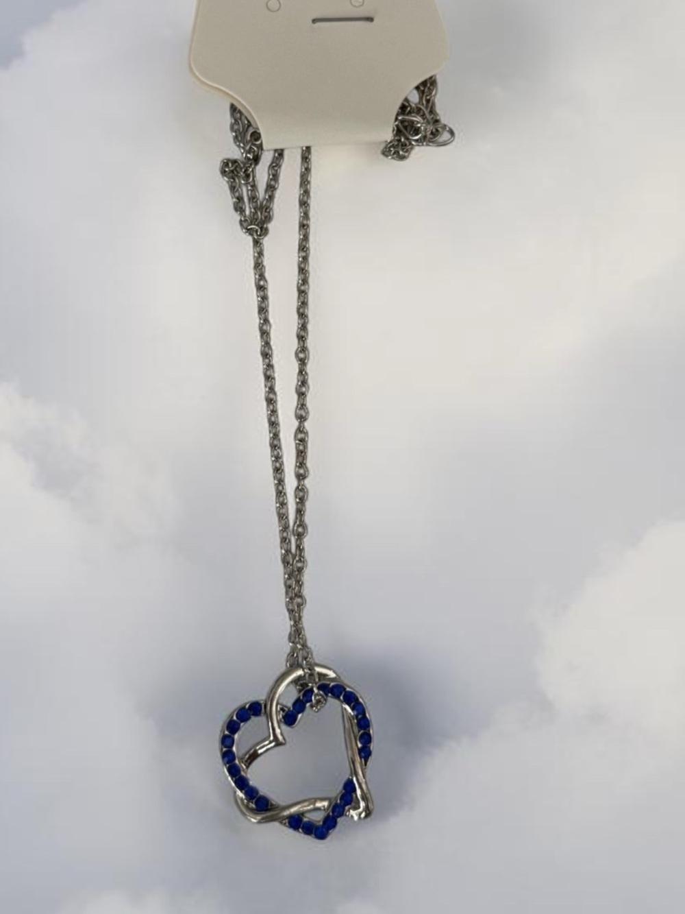 🫶🏻 Silver Floating Heart Pendant Necklace with Blue Stones